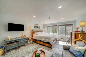 Apartment (0 Bedroom) | Front of property - Ski Retreat w/ Hot Tub Access in Winter Park! (Winter Park)