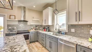 House (6 Bedrooms) | Bahagian dalam