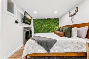 1 Schlafzimmer, Schreibtisch, Bügeleisen/Bügelbrett, kostenloses WLAN