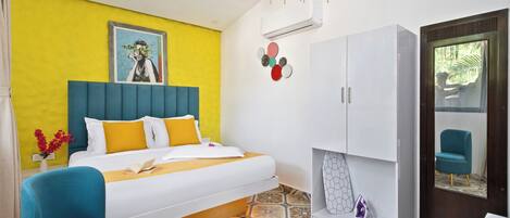 Deluxe Cottage | 1 bedroom, minibar, in-room safe, laptop workspace