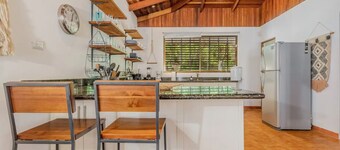 Casa Calmate, Walk to Surfing Beach