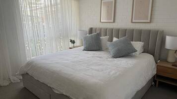 2 bedrooms, bed sheets