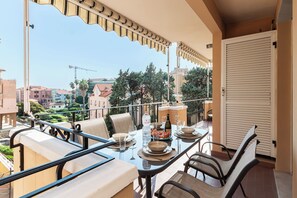 Outdoor dining - Méditerranée - 200m from the sea - Private parking - Hot tub (Imperia)