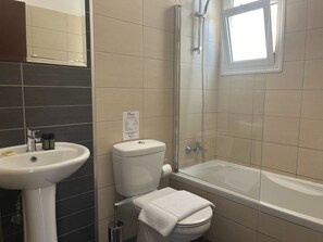 Apartamento de lujo, vistas a la ciudad | Baño
