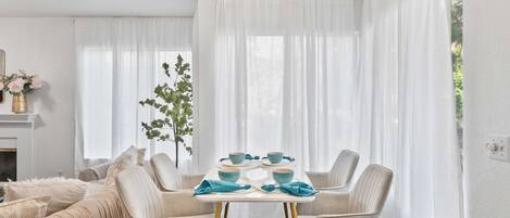 Apartment | 2 bedrooms, Internet