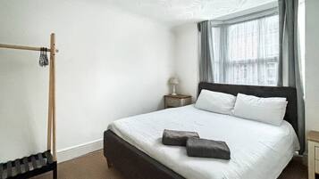 Iron/ironing board, travel cot, free WiFi, bed sheets