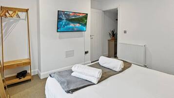 1 bedroom, iron/ironing board, free WiFi, bed sheets