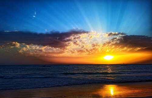 80 meters from the beach, apartment with 1 living room + 1 bedroom + 2 bathrooms.