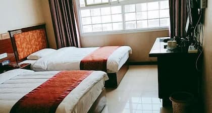 Lichuan Yiyuan Hotel