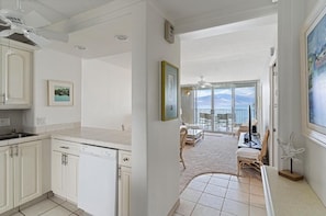 Condo, 2 habitaciones | Interior