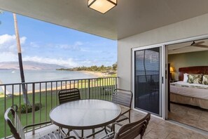 Condo, 2 Bedrooms | Outdoor dining