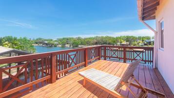 House, 3 Bedrooms | Property grounds