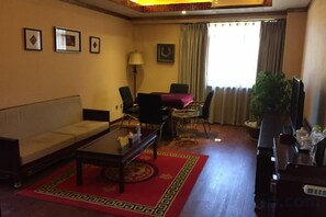 Unclassified image, 4 of 58, button - Yijia Hotel (Wuding)
