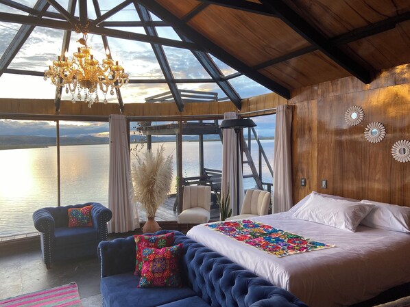 2 bedrooms, bed sheets