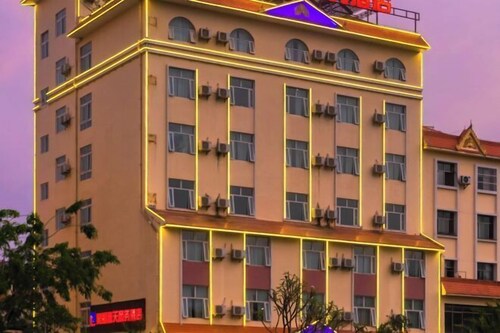 Mangshi Beautiful Spring Business Hotel