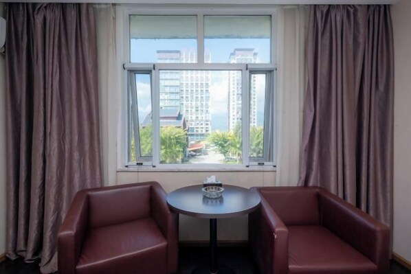 Room - Mangshi Beautiful Spring Business Hotel (Mangshi)