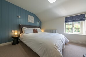 2 chambres, lit parapluie, accès Internet, draps fournis