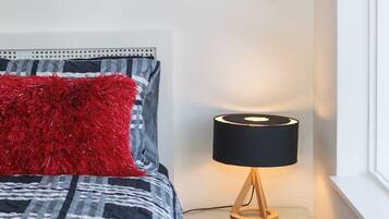 1 bedroom, desk, iron/ironing board, free WiFi