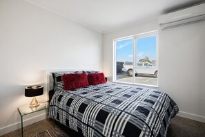 1 غرفة نوم ومكتب ومكواة/لوح كي وواي فاي مجانًا