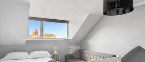 1 bedroom, iron/ironing board, free WiFi, bed sheets