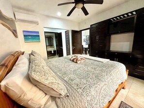 2 Schlafzimmer, Zimmersafe, Verdunkelungsvorhänge, Bügeleisen/Bügelbrett