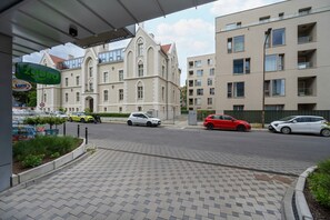Ngoại thất