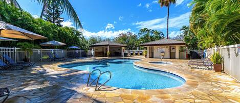 Castle at Maui Banyan - Swimming Pool