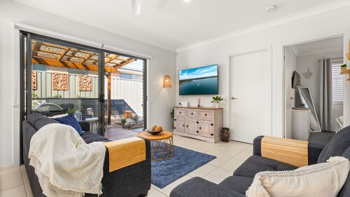 The Bayswood Retreat on Moona Creek by Experience Jervis Bay