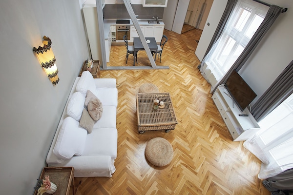 Duplex Studio | Living area