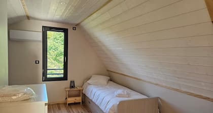 Hauts Gites du Meygal: 3 gîtes for 24 people :Reservations only on request