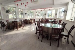 Restaurant - Dongguan Hotel (Tumen)