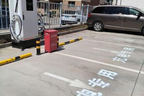 Imagen sin descripción, 4 de 39, botón