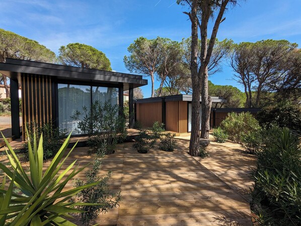 Front of property - Manalodj (Saint-Raphael)