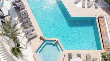 Seasonal outdoor pool