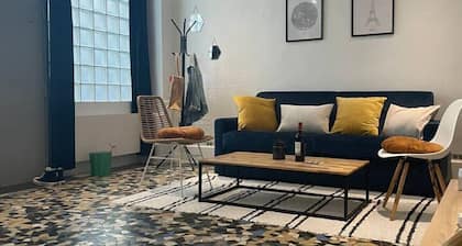 Luma Oberkampf Apartment / Jean Pierre Timbaud