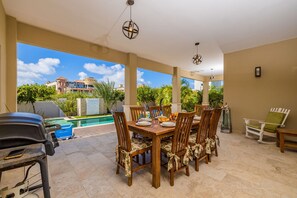 Villa | 4 bedrooms - Amazing 4BR 3BA Villa Palm Beach w NEW Pool (Noord)