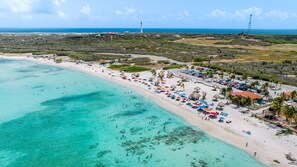 Apartment - 1 MIN Walk 2 Arashi Beach Suite w Roofdeck Pool (Noord)