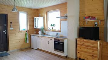 Réfrigérateur, plaque de cuisson, lave-vaisselle