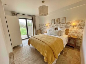 デラックス ハウス ガーデンビュー | 遮光カーテン、アイロン / アイロン台、WiFi (無料)