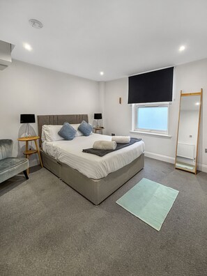 1 soverom, strykejern/-brett, wi-fi (inkludert) og sengetøy