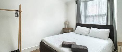 1 Schlafzimmer, Bügeleisen/Bügelbrett, kostenloses WLAN, Bettwäsche
