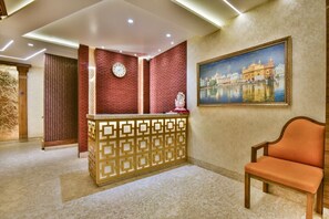 Reception - HOTEL RV GOLDEN (Amritsar)