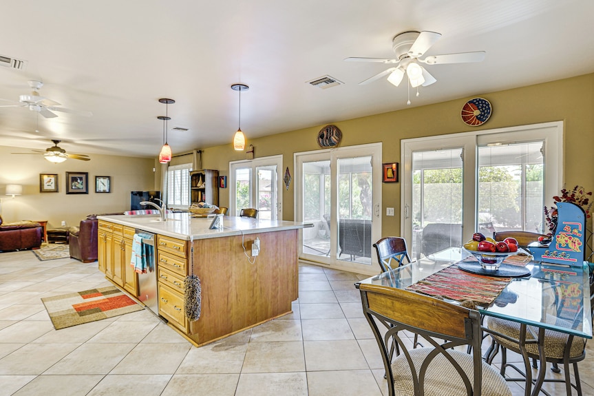 Near Surprise Stadium! Home W/ Pet-friendly Yard - Sun City West, AZ