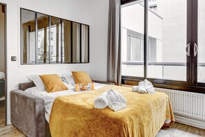2 bedrooms, Internet, bed sheets