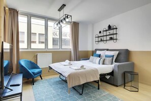 2 bedrooms, Internet, bed sheets - TBS 85 - Design and modern apartment in Paris (Paris)