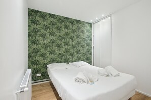 2 chambres, accès à Internet, literie fournie