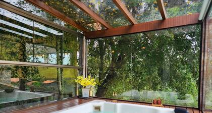 Casa Feliz: service, heated hydro, swimming pool