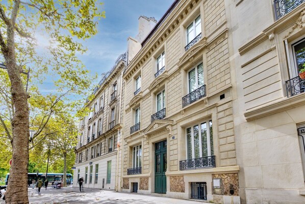 Exterior - TBS 289 - Cosy studio near the Arc de Triomphe (Paris)