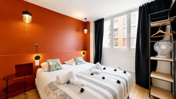 4 Schlafzimmer, Bügeleisen/Bügelbrett, Internetzugang, Bettwäsche