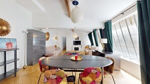 Dining - TBS 116 - Beautiful apartment near La Bastille (Paris)